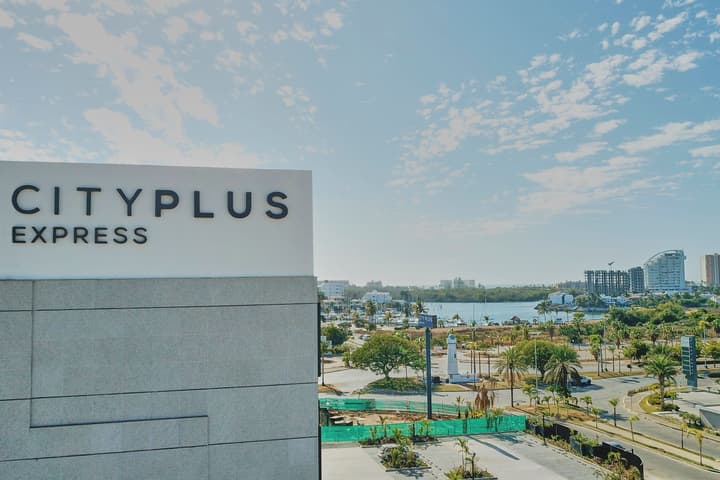 City Express Plus by Marriott Mazatlán