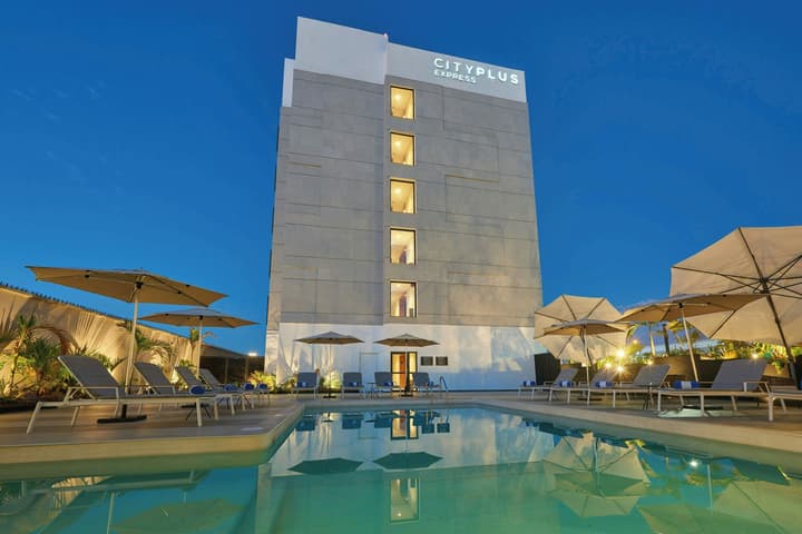 City Express Plus by Marriott Mazatlán