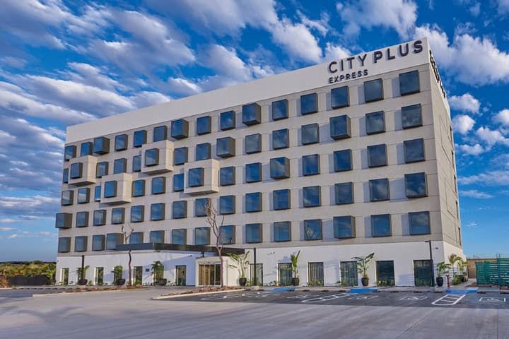 City Express Plus by Marriott Mazatlán