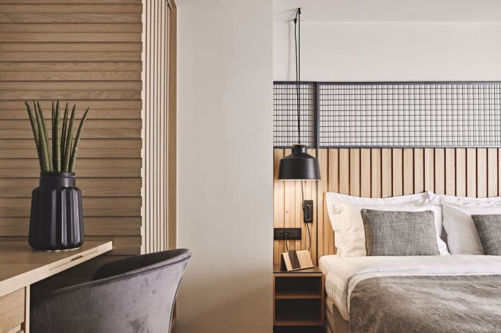 Cama Luxury Suites Glyfada