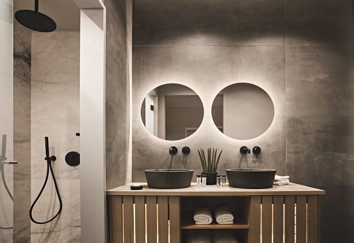 Cama Luxury Suites Glyfada