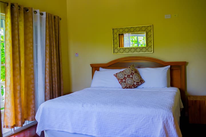 Blue Paloma Bed & Breakfast