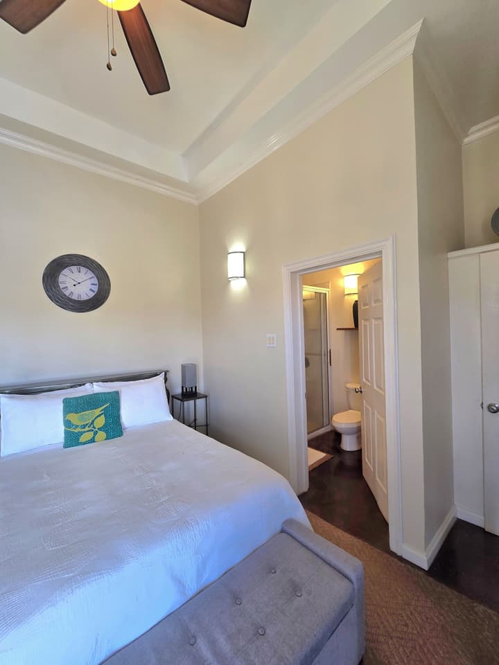 Blue Paloma Bed & Breakfast