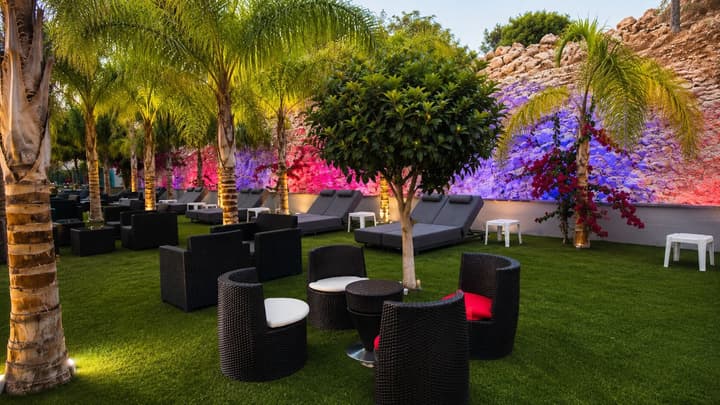 Corfu Hotel