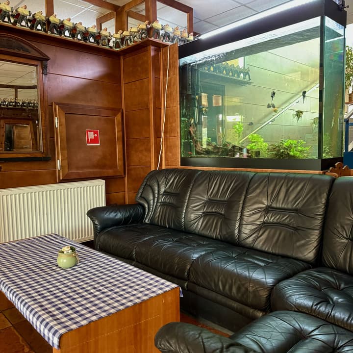 Hotel Avion