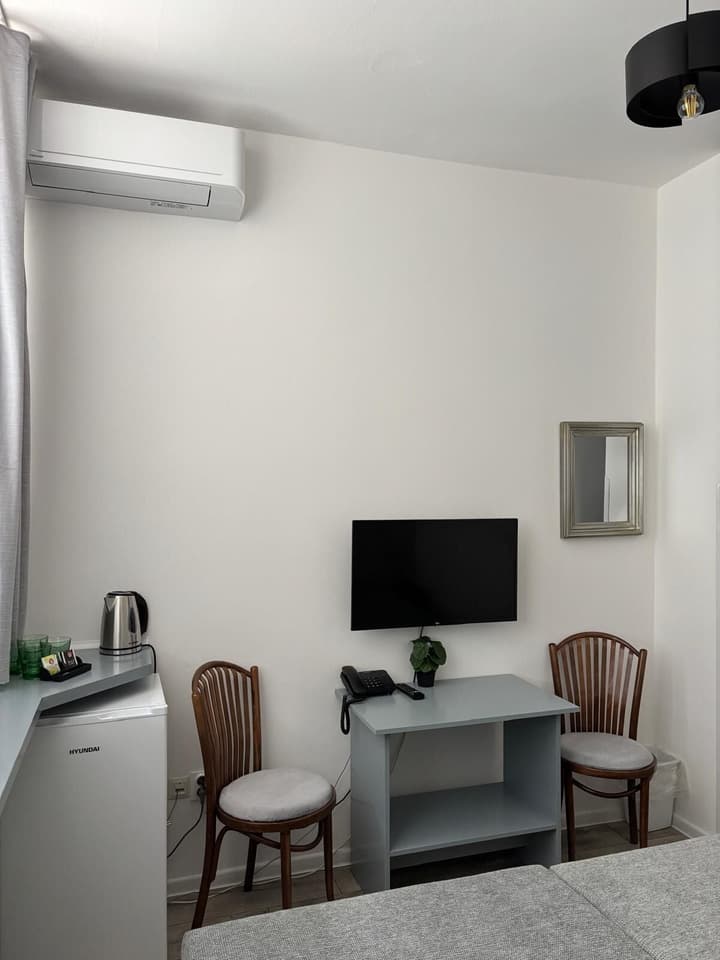 Hotel Avion