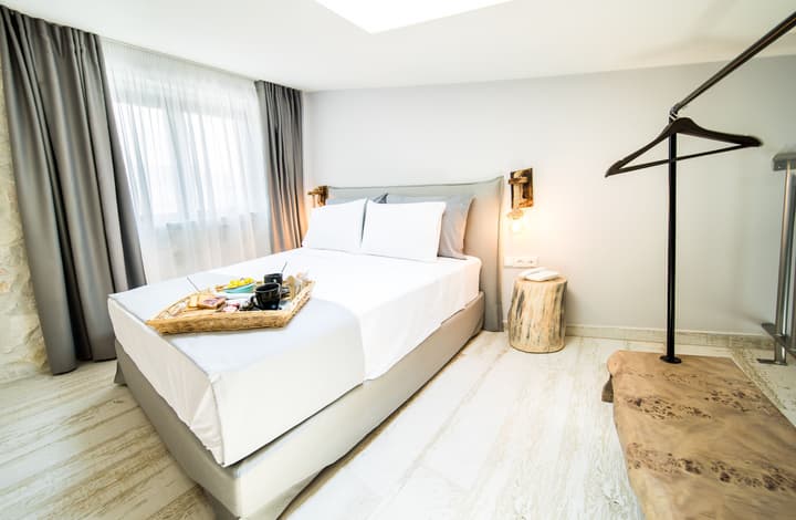 Kali Thea Suites