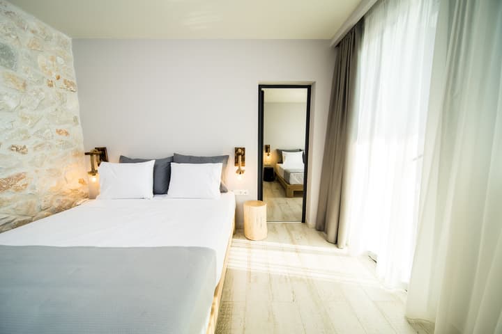 Kali Thea Suites