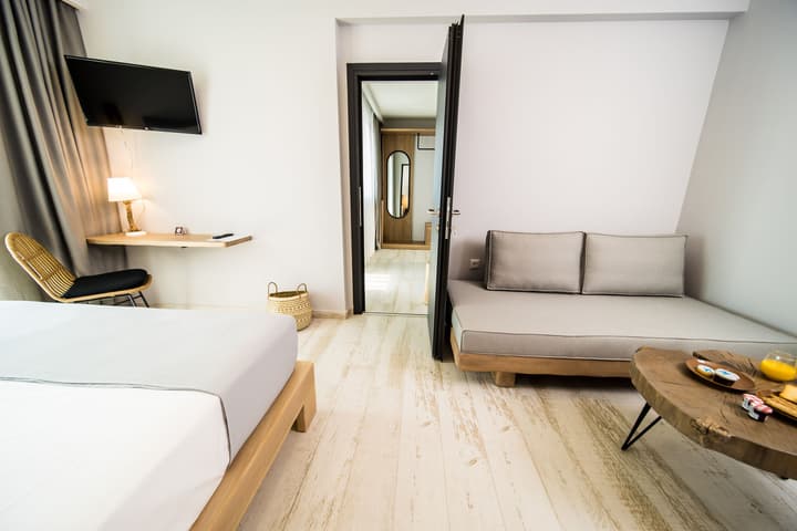Kali Thea Suites