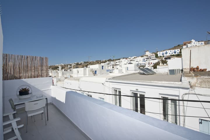 Karboni Hotel