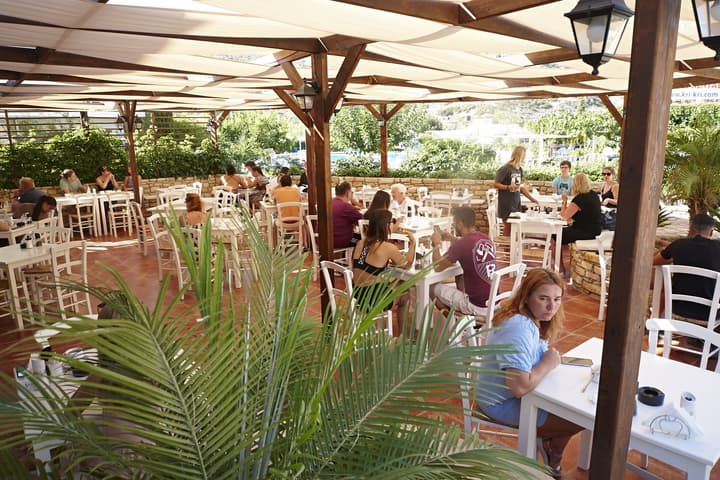 ELEATERRA HOTEL