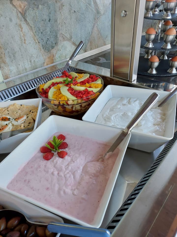 ELEATERRA HOTEL