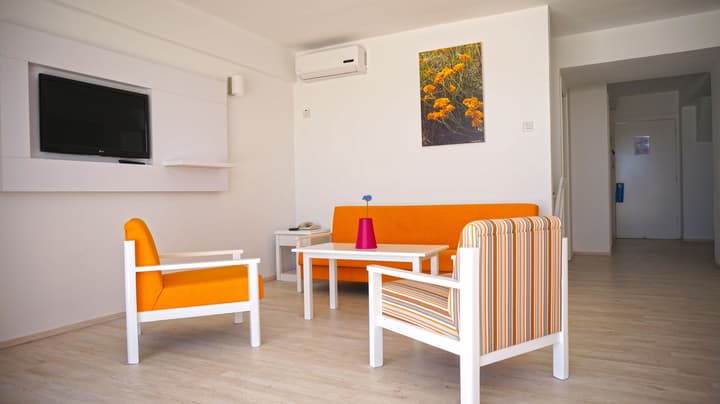 Liquid Hotel Apartments