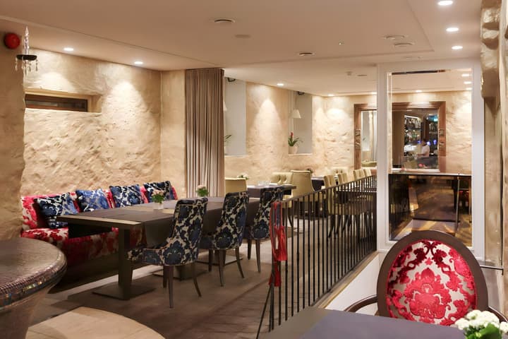 Rixwell Collection Savoy Boutique Hotel