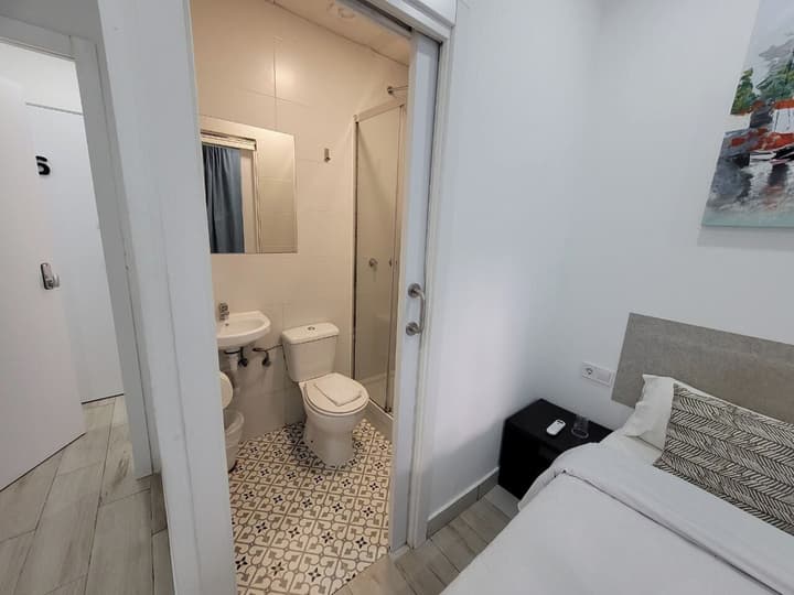 AYZ Silvela - Auto check-in property