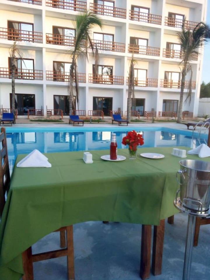 Malika Nungwi Hotel
