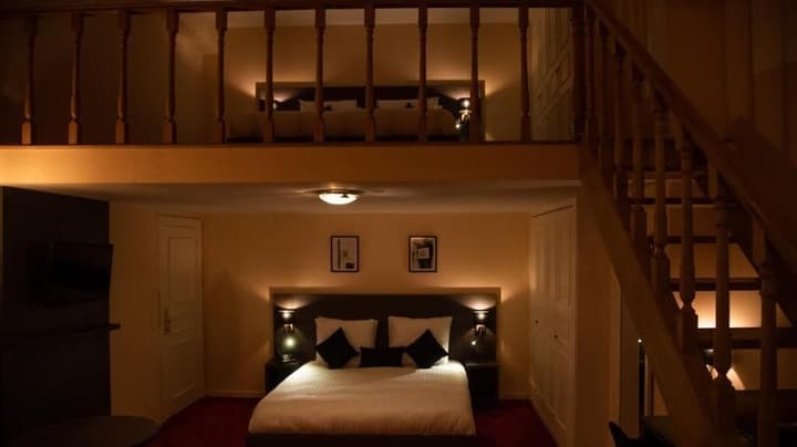 La Bourse Hotel