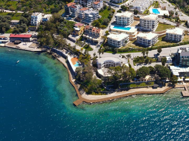 Roseira Beach Resort