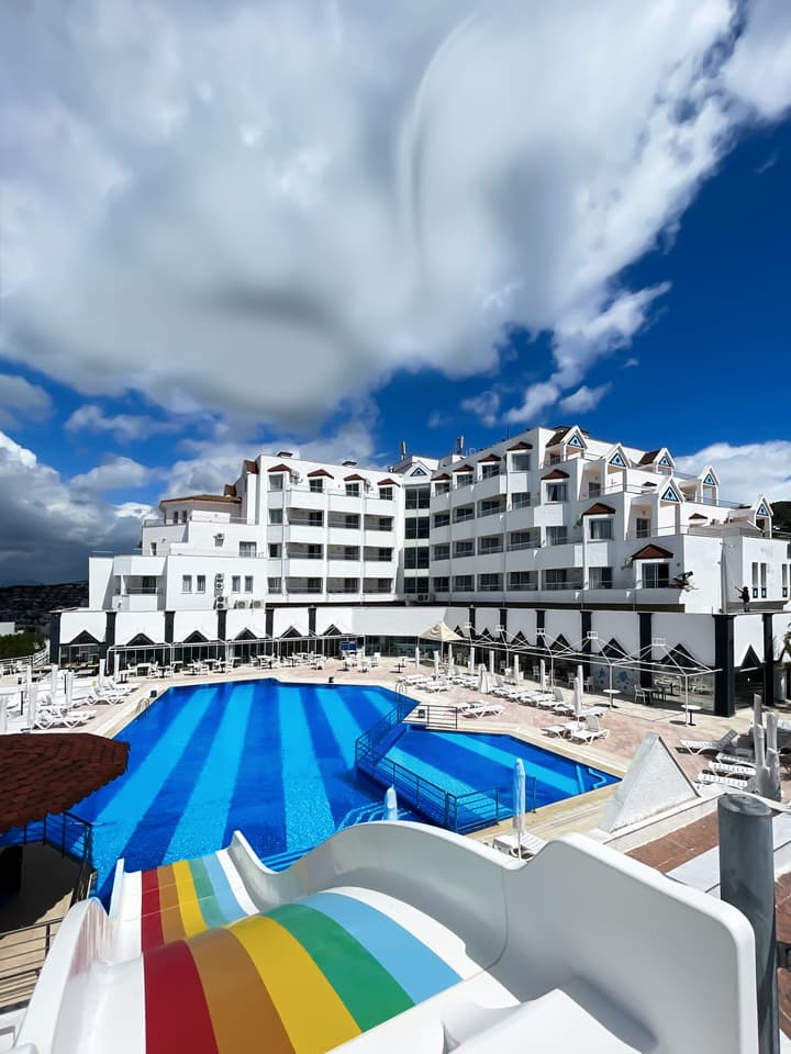 Roseira Beach Resort