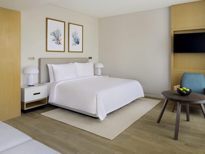 Mövenpick Resort Al Marjan Island