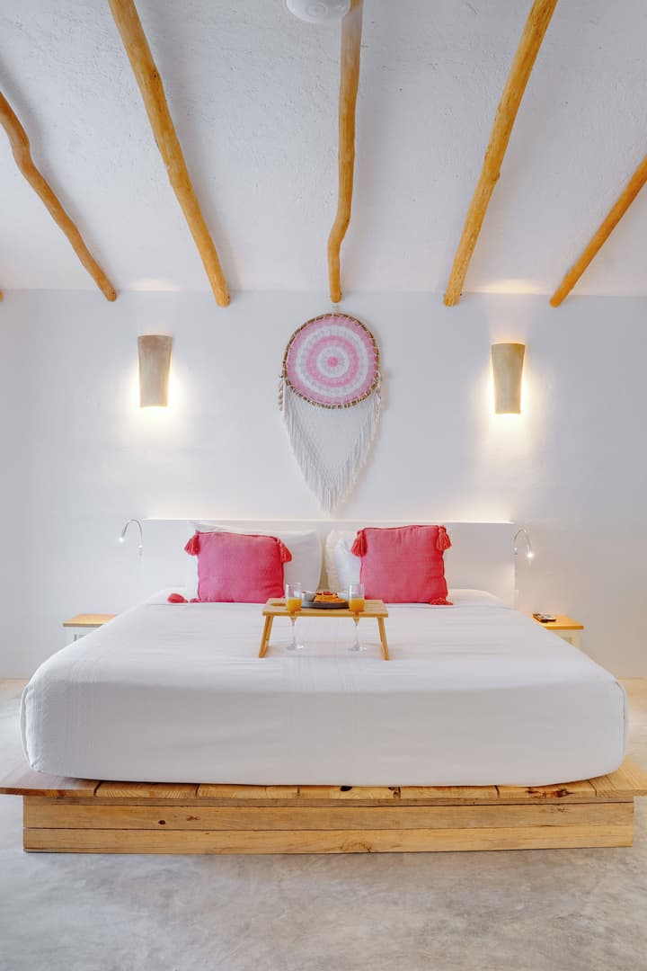 Punta Blanca | Beachfront Boutique Hotel