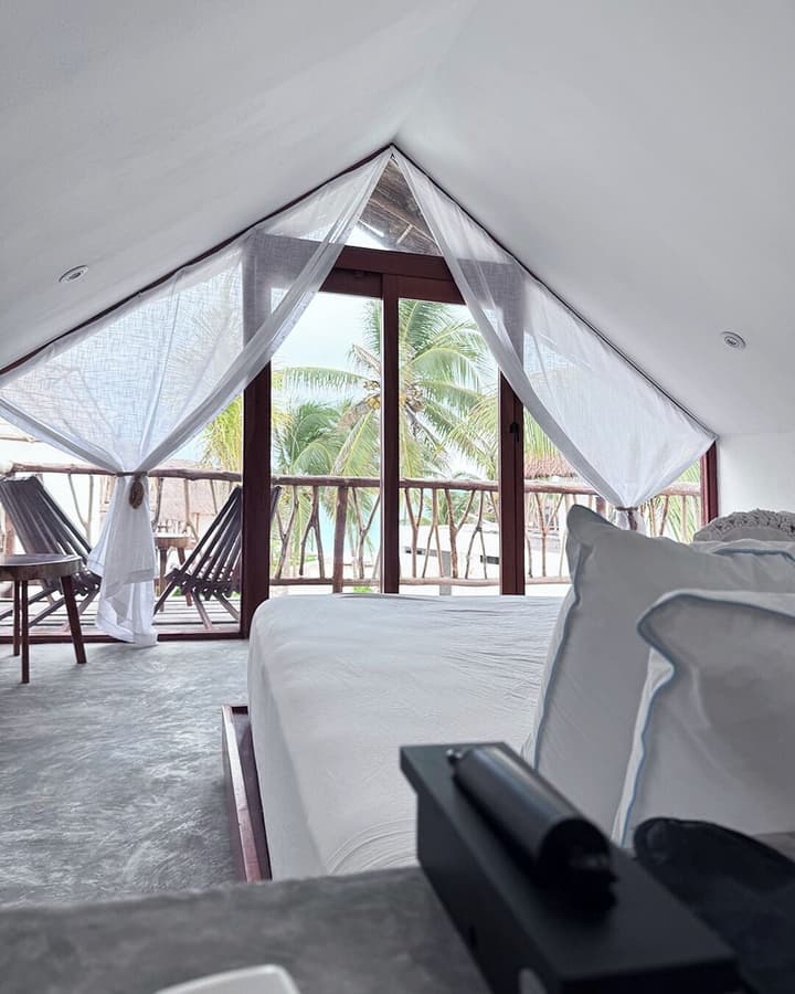Punta Blanca | Beachfront Boutique Hotel