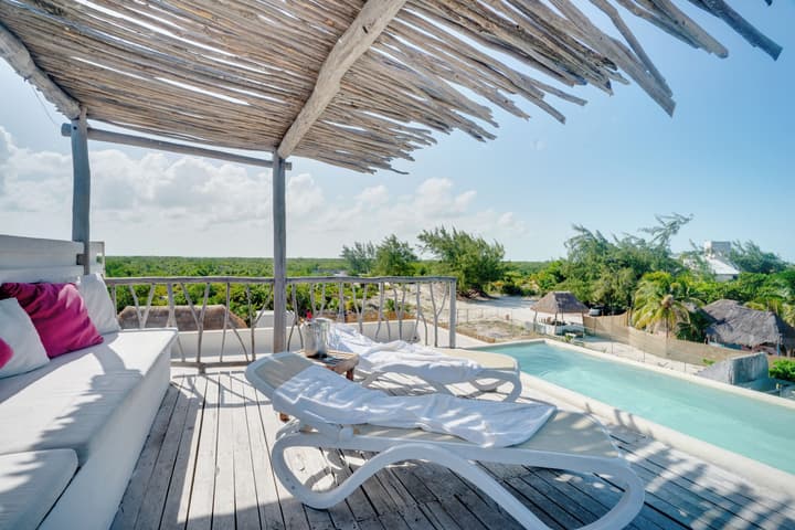 Punta Blanca | Beachfront Boutique Hotel