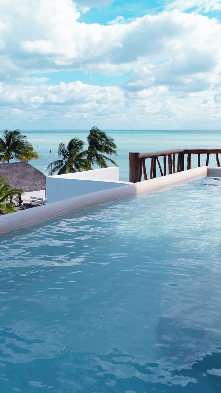 Punta Blanca | Beachfront Boutique Hotel