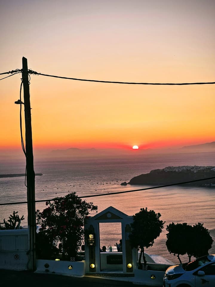 Saint Sin Suites