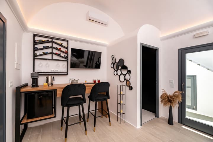 Saint Sin Suites