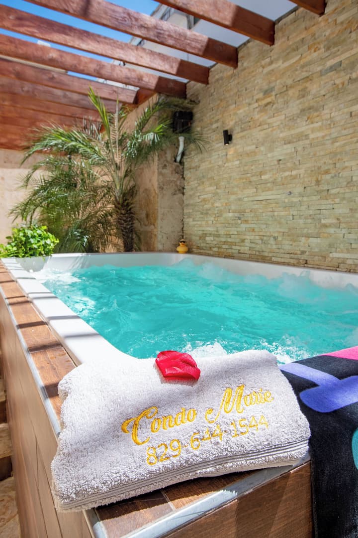 Room-cozy 1bd With Common Jacuzzi