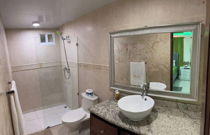 Room-cozy 1bd With Common Jacuzzi