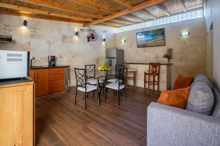 Room-cozy 1bd With Common Jacuzzi