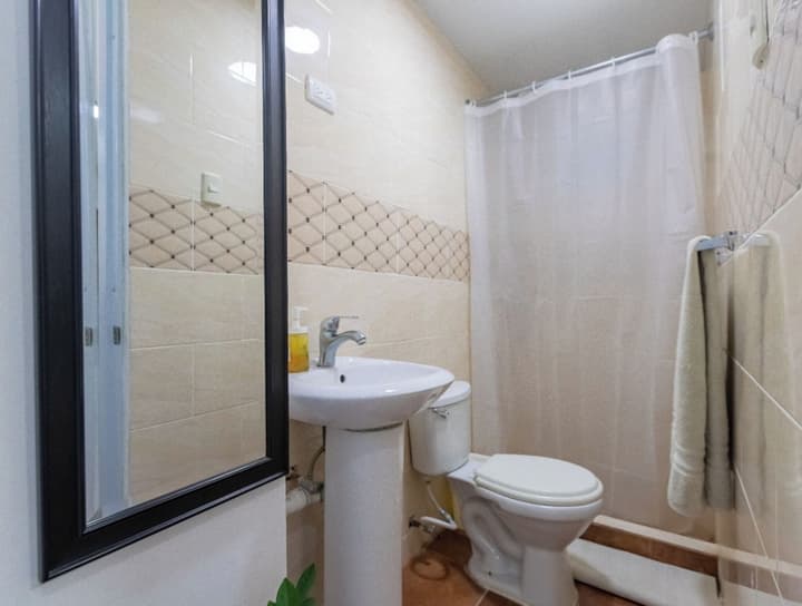 Room-nice 1br-1bt With Common Picuzzi