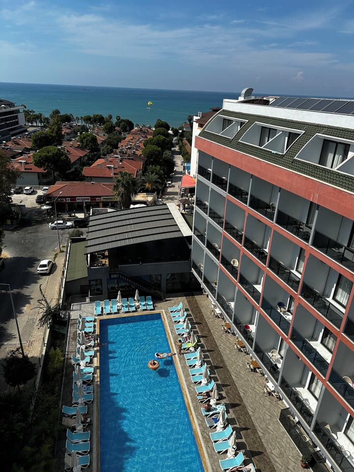 Side Golden Rock Hotel 16+ Adults Only