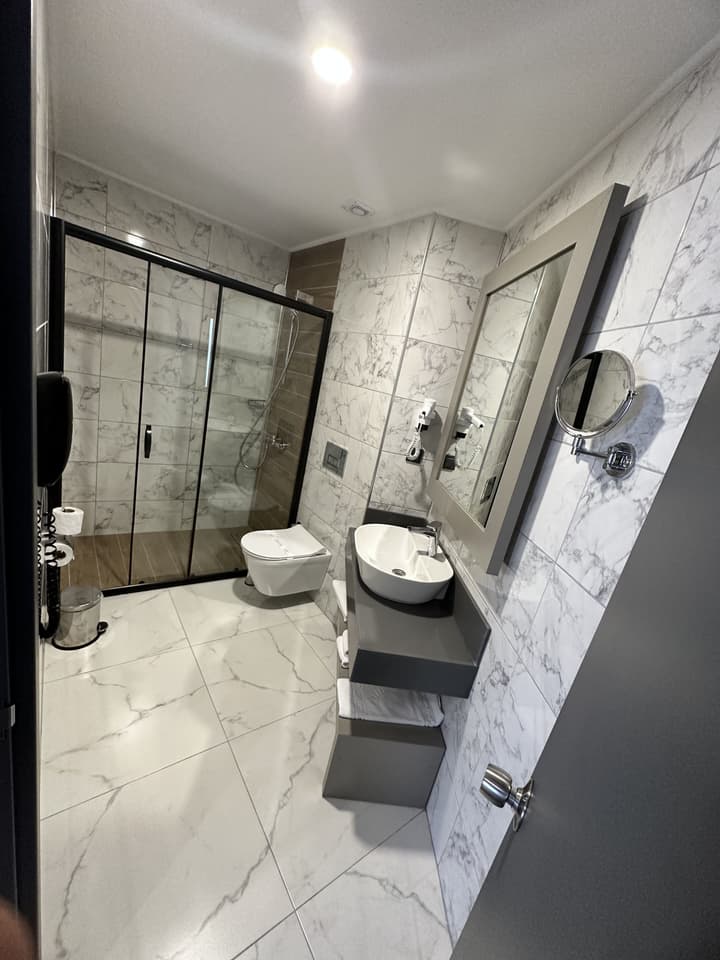 Side Golden Rock Hotel 16+ Adults Only