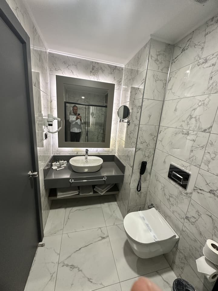 Side Golden Rock Hotel 16+ Adults Only
