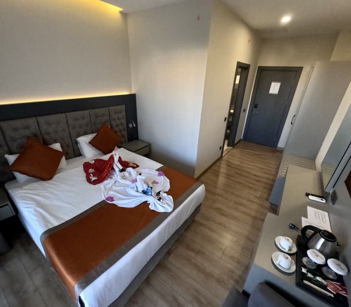 Side Golden Rock Hotel 16+ Adults Only