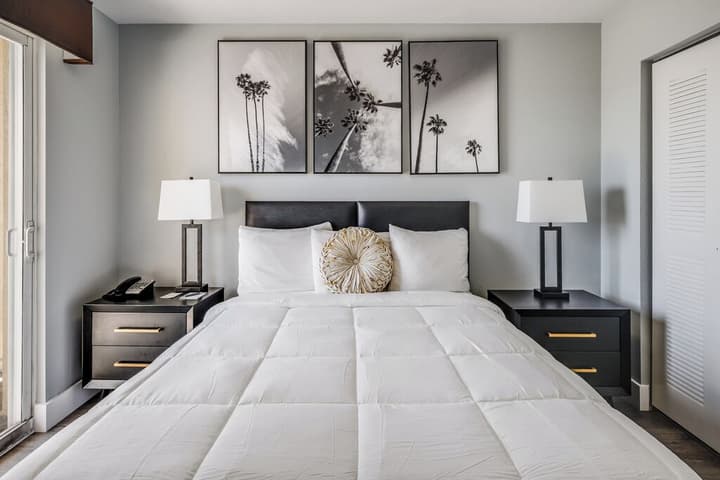 South River Suites