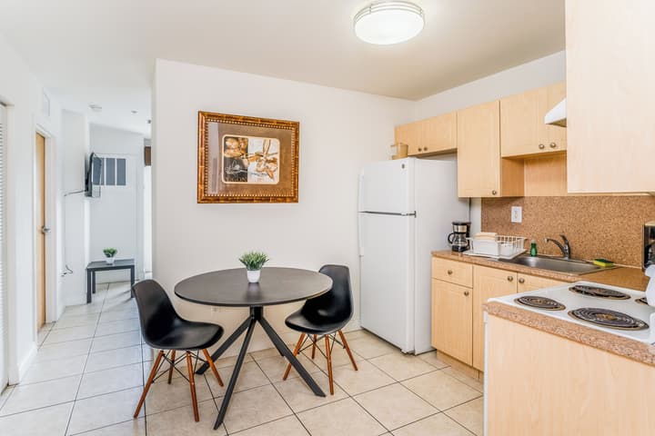 South River Suites