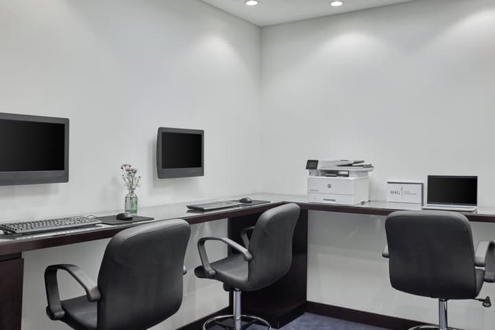 Holiday Inn Hotel & Suites Cairo Maadi by IHG