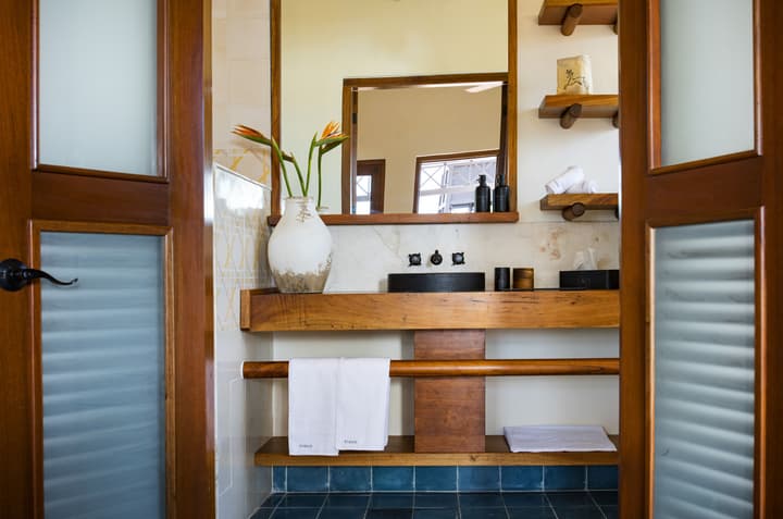 CIGNO Ermita Hotel Boutique