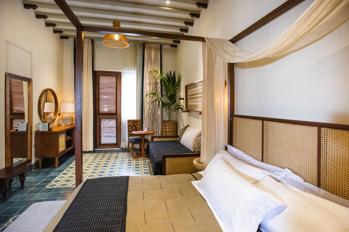 CIGNO Ermita Hotel Boutique