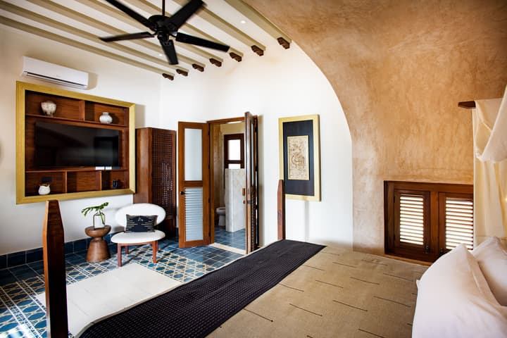 CIGNO Ermita Hotel Boutique