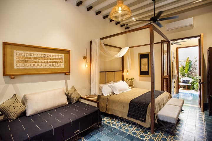 CIGNO Ermita Hotel Boutique