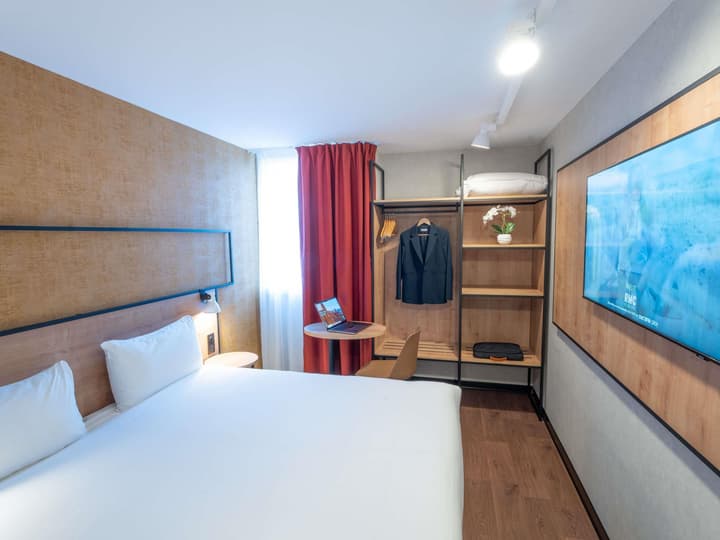 ibis Paris Nord Porte de Saint Ouen