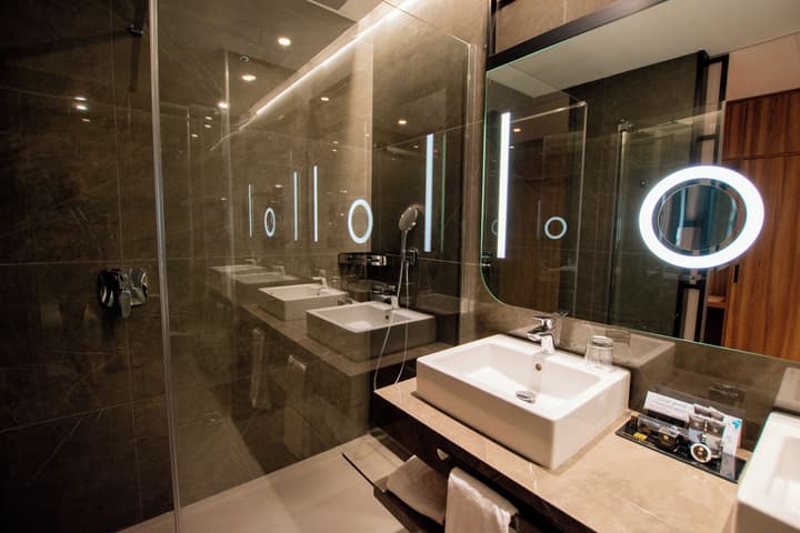 Hotel Giralda Center