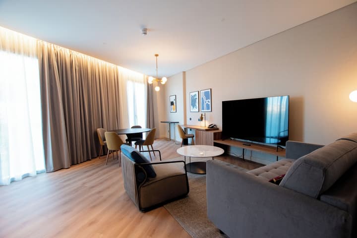 Hotel Giralda Center