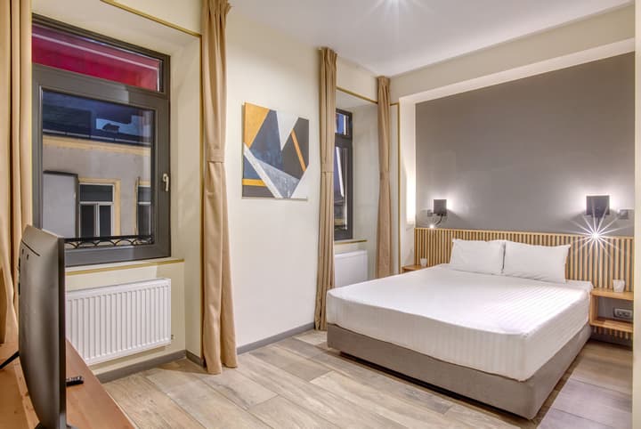 Hotel Forty One Bucharest