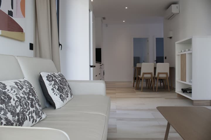 Azahar Beach Apartments